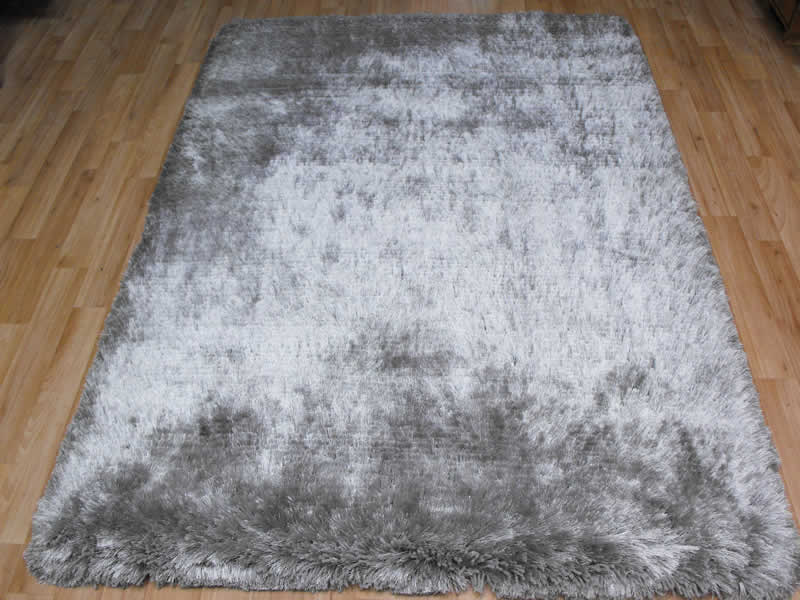 Plush Silver Shaggy Rug - Click Image to Close