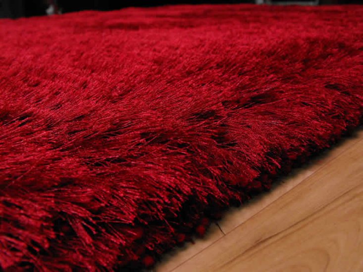 Plush Red Shaggy Rug