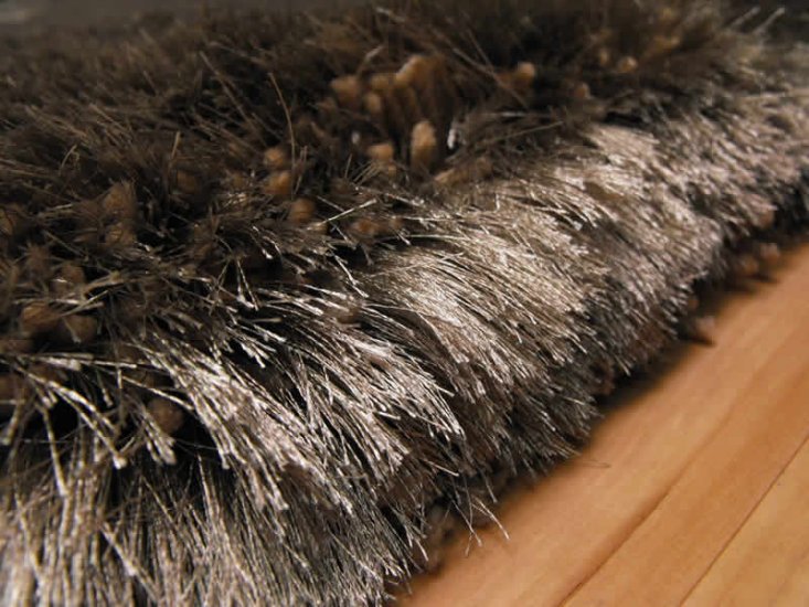 Plush Taupe Shaggy Rug